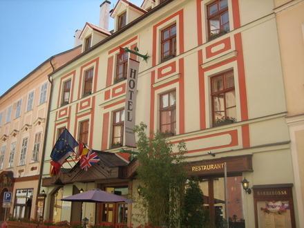 Hotel Barbarossa Cheb Eksteriør billede